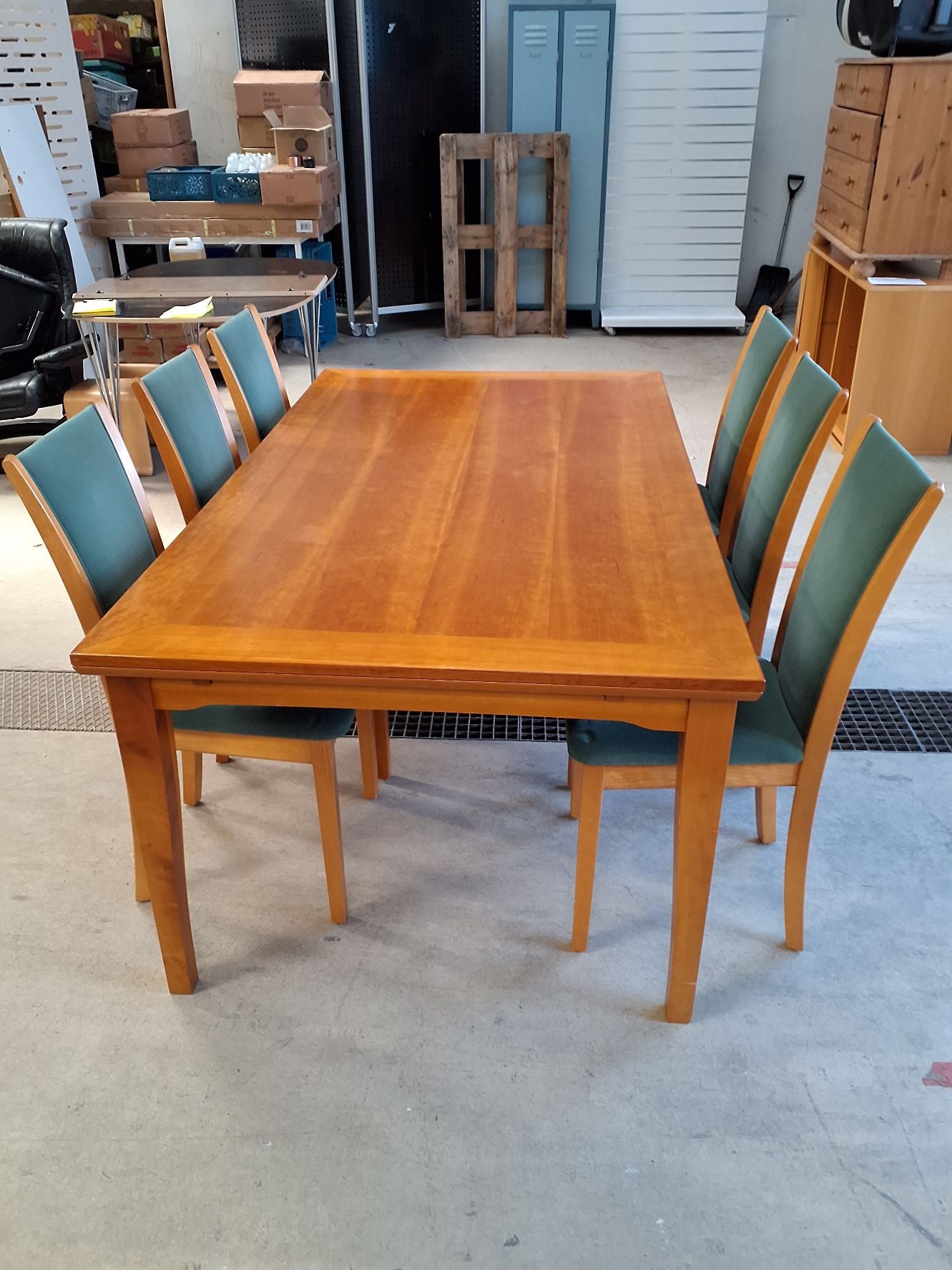 Bord og 6 stole, skovby